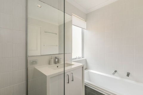 Ocean Keys Cottage - Accommodation Georgetown 3