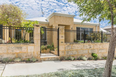 Ocean Keys Cottage - Accommodation Georgetown 1