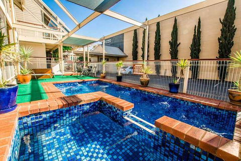 MAS Country Riverboat Lodge Motor Inn - Accommodation Georgetown 2
