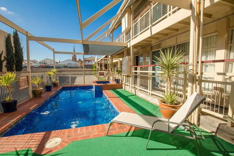 MAS Country Riverboat Lodge Motor Inn - Accommodation Georgetown 4