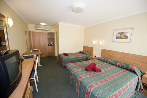 Colonial Court Motor Inn - Accommodation Georgetown 6