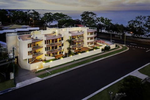 Alexander Beachfront Apartments - Accommodation Georgetown 0