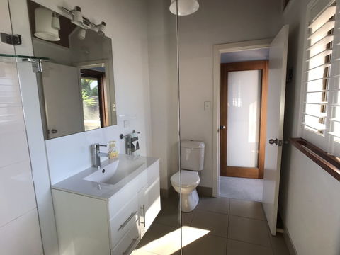 Treetops Everglades Villa - Accommodation Georgetown 5