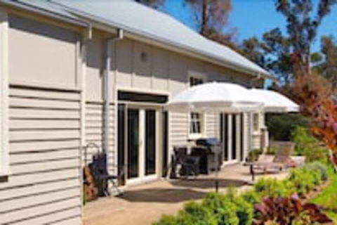 The Scout Hall - Accommodation Georgetown 7