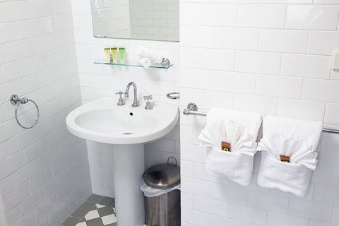 The Drawing Rooms Of Berry - Accommodation Georgetown 5