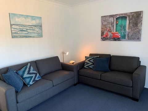 Mollymook Aquarius Apartments - Accommodation Georgetown 5