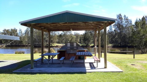 Tuncurry Lakes Resort - Accommodation Georgetown 2