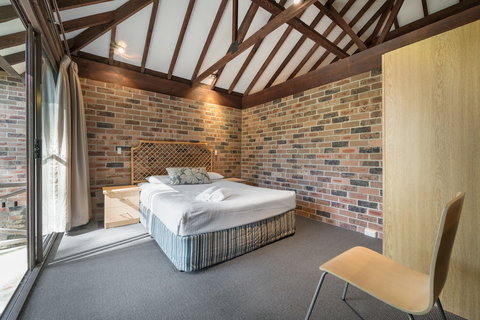 Avoca Beach Hotel - Accommodation Georgetown 6