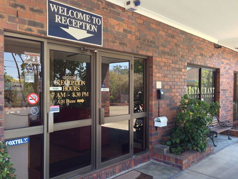 Oxley Motor Inn - Accommodation Georgetown 1