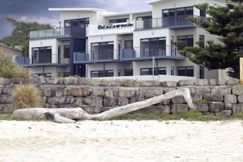 Mollymook Beachfront Executive Apartment - Accommodation Georgetown 7