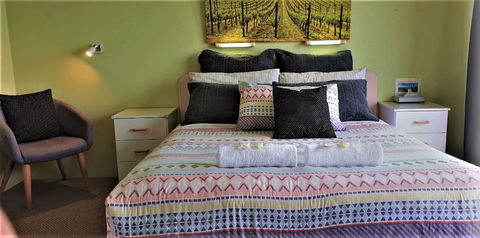 Mollymook Ocean View Motel Reward Long Stays - Over 18's Only - Accommodation Georgetown 1