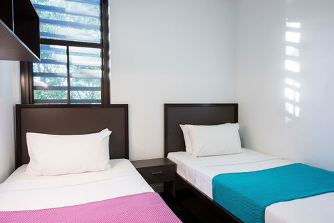 Racecourse Space Pop Up - Accommodation Georgetown 3