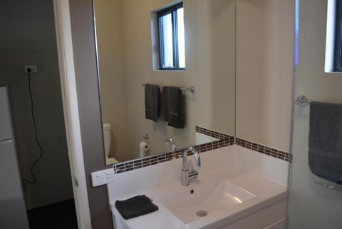 Carmila Sands Motel - Accommodation Georgetown 2