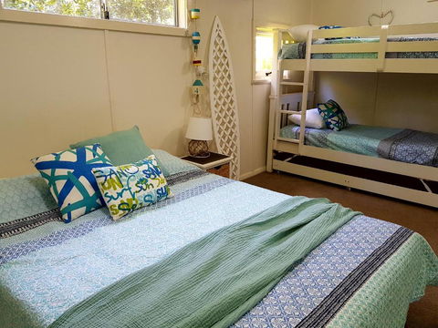 CHILL OUT BEACH HOUSE At FORSTER - Accommodation Georgetown 1