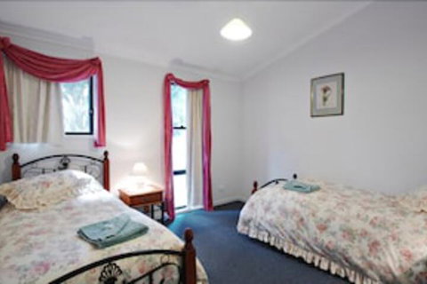 Serenity Grove - Accommodation Georgetown 4