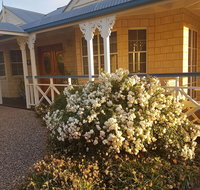 Grovely House Bed  Breakfast