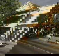 McGuires Bistro - Sherbourne Terrace - Accommodation Georgetown