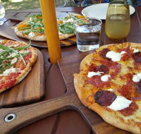 Bank Street Wood Fired Pizza and Gardens - Accommodation Georgetown