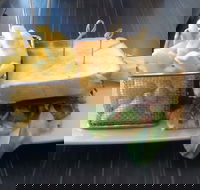 Cafe L'Attitude - Accommodation Georgetown