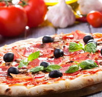 Golden Crust Pizza - Accommodation Georgetown