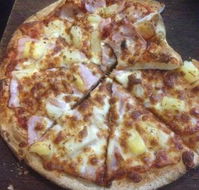 Crust Gourmet Pizza Bar Woolongong - Accommodation Georgetown