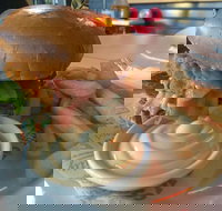 Newnham Hotel Restaurant - Accommodation Georgetown