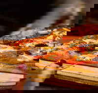 3 GRAINS- Roman Artisan Pizza - Accommodation Georgetown