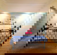 Naked Whisky Bar - Accommodation Georgetown