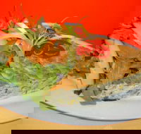 Pierres Golden Chicken - Accommodation Georgetown