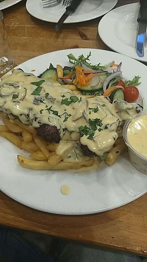 HIYC Cafe & Restaurant - Accommodation Georgetown 0