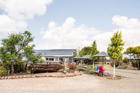 Bay Of Shoals Wines - Accommodation Georgetown 0