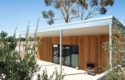 Izway Wines - Accommodation Georgetown 1