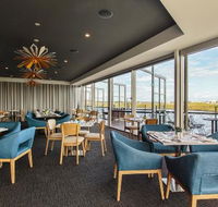 Wildflower Restaurant and Bar at Best Western Plus Lake Kawana - Accommodation Georgetown