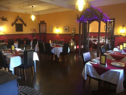 Charming Thai Restaurant - Accommodation Georgetown 0