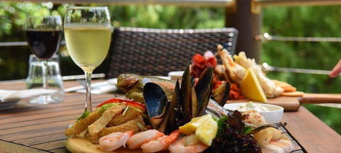 Cedar Creek Estate Vineyard & Winery Restaurant - Accommodation Georgetown 0