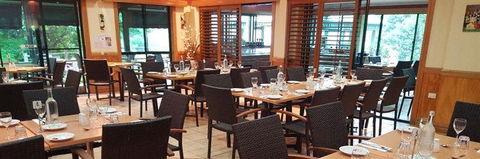 Cedar Creek Estate Vineyard & Winery Restaurant - Accommodation Georgetown 17