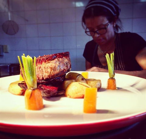 Chloe's Lounge & Restaurant - Accommodation Georgetown 14