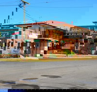 The Royal Hotel Meandarra - Accommodation Georgetown