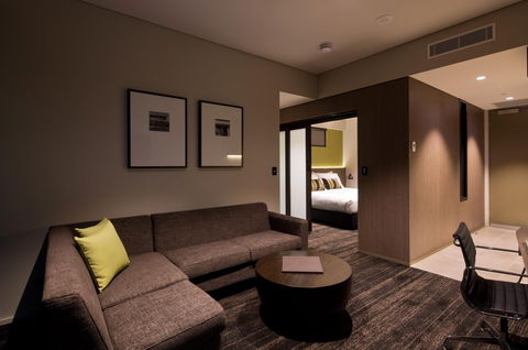 The Glen Hotel & Suites - Accommodation Georgetown 4