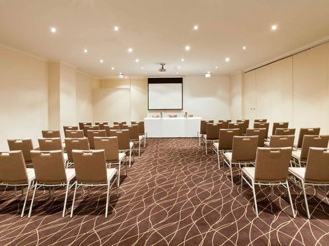 Mercure Canberra Hotel - Accommodation Georgetown 9