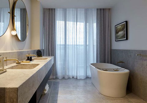 Eos by SkyCity - Accommodation Georgetown 3