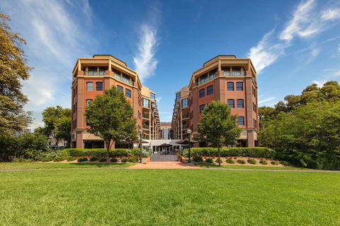 Amora Hotel Riverwalk Melbourne - Accommodation Georgetown 0