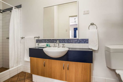 Karratha Central Apartments - Accommodation Georgetown 2