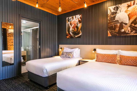 Macquarie Inn - Accommodation Georgetown 2