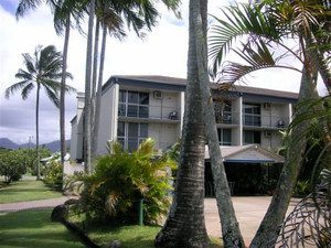 Cairns Holiday Lodge - Accommodation Georgetown 0