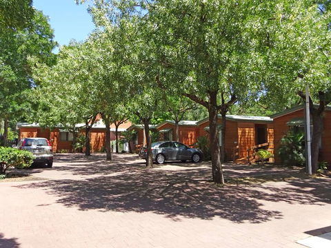 Adelaide Caravan Park - Accommodation Georgetown 2