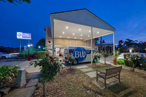 Best Western Airport Motel & Conv Ctr - Accommodation Georgetown 2