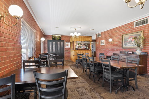 Burke & Wills Motor Inn - Accommodation Georgetown 9