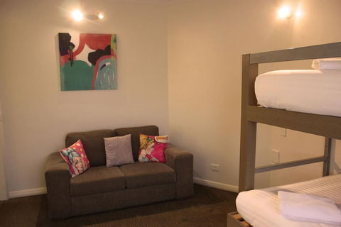 Swan Hill Resort - Accommodation Georgetown 10