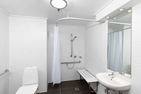 Rydges Capital Hill - Accommodation Georgetown 2